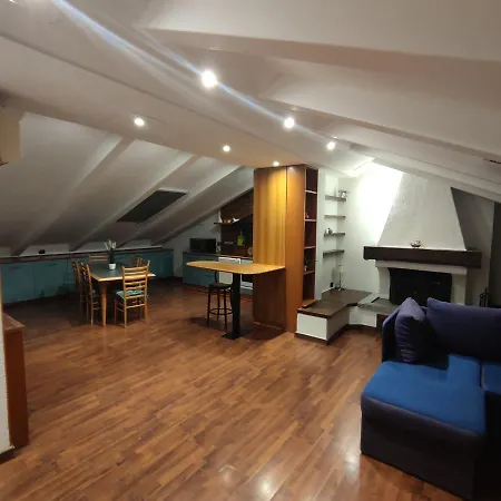 Loft Mansardato Apartamento *