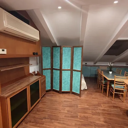 Apartmán Loft Mansardato Monza
